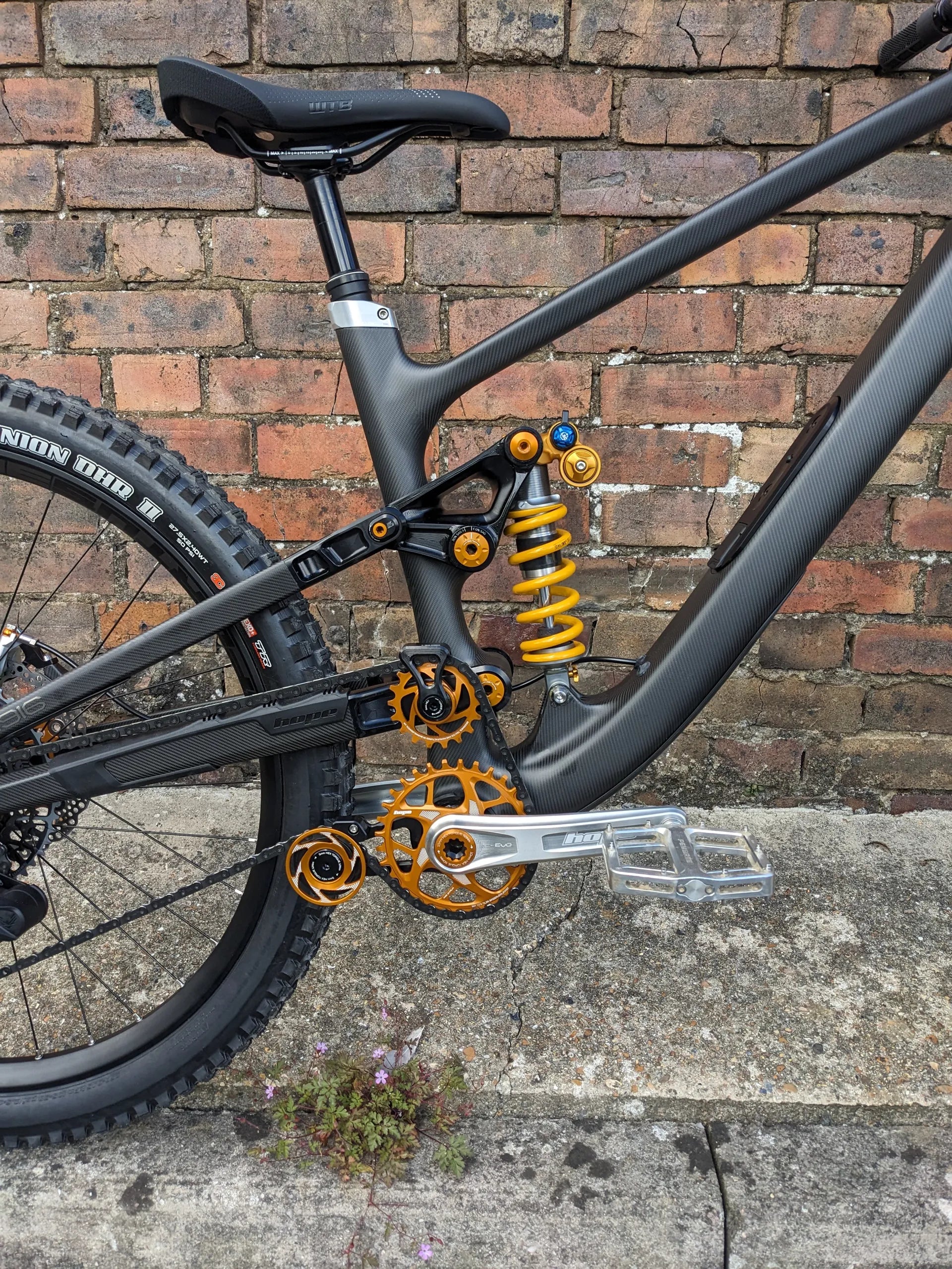 Hope HB916 V2 Bike - Carbon - H3 - X01 - EX DISPLAY