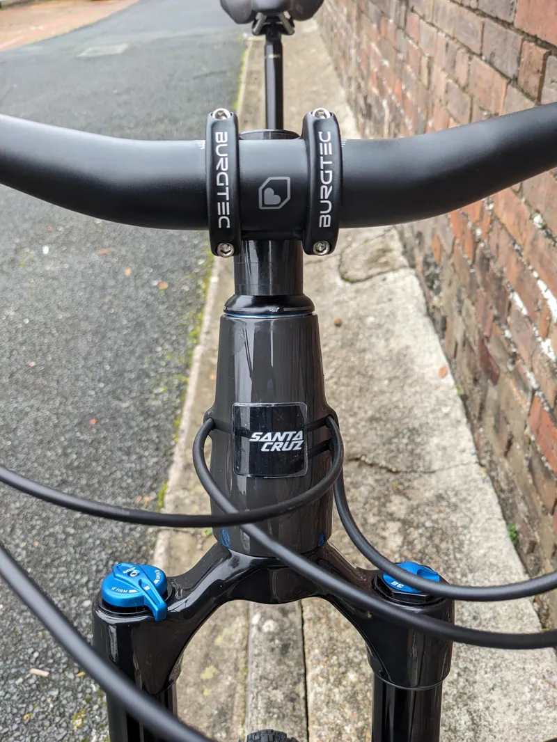 Santa Cruz Megatower C - S-Spec - Gloss Carbon - Large - EX DISPLAY-6