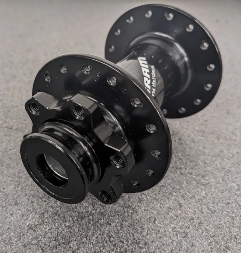 SRAM MTH 716 Boost Front Hub - Torque Cap